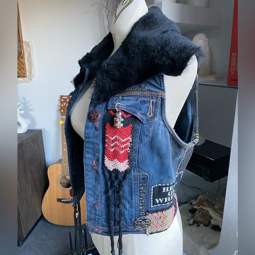 Custom Denim Fur Biker Patches Fringe Vest festival metal goth agatha blois NYC - Picture 9 of 16